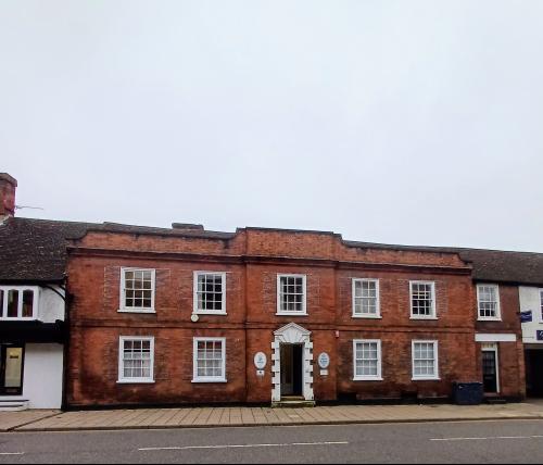 Suite 4, 34 Bancroft, Hitchin, SG5