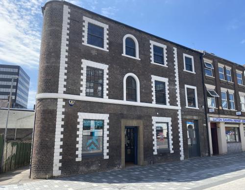 Hat Works, 47 Guildford Street, Luton, LU1