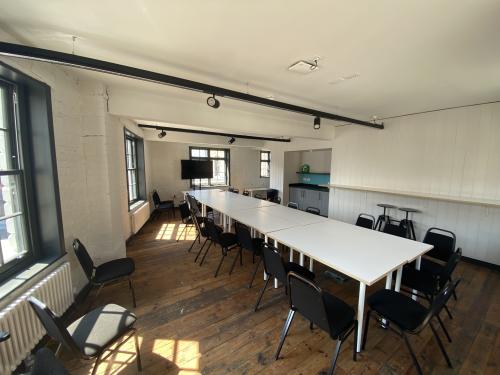 Hat Works, 47 Guildford Street, Luton, LU1