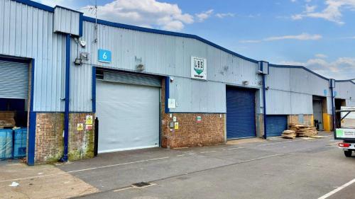 Unit 6, Sterling Industrial Estate, Rainham Road South, Dagenham, RM10