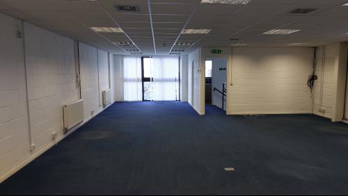 Unit 4 Ashton Gate, Ashton Road, Romford, RM3