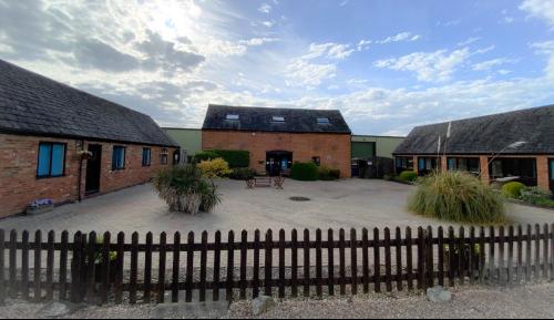 Whetstone Magna, Lutterworth Road, Leicester, LE8