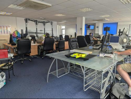 4TH Floor Office, 1-2 Queen Square, Brighton, BN1