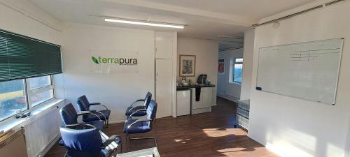 Units A,B,C & D Trafalgar House, Quarry Road Industrial Estate, Newhaven, BN9