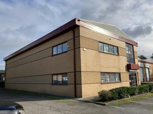 Unit 3 Unit 3 Dunbeath Court, Dunbeath Court, Swindon, Elgin Industrial Estate, SN2