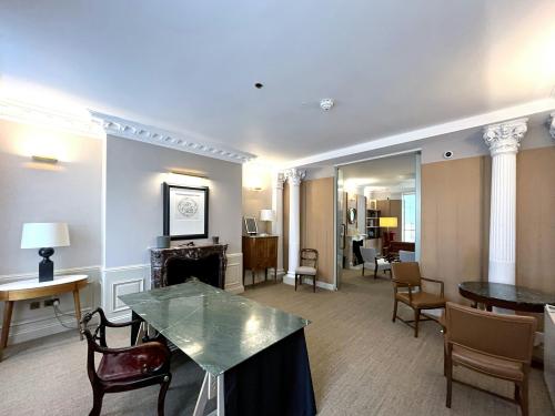 26 Seymour Street, Marylebone, London, W1H