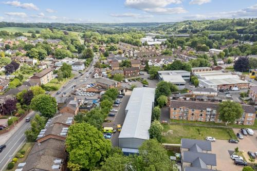 Unit B, Loudwater Mill Business Centre, Station Road, High Wycombe, HP10