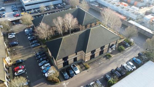 Unit 3, The Progression Centre, Mark Road, Hemel Hempstead, HP2