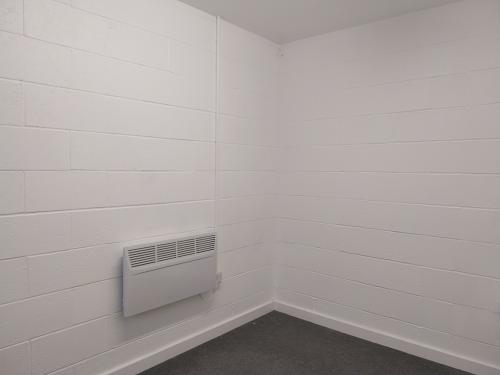 Unit 8, Whisby Road, Lincoln, LN6
