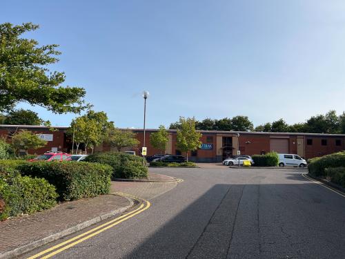 Unit 7-8 Callenders, Paddington Drive, Swindon, SN5