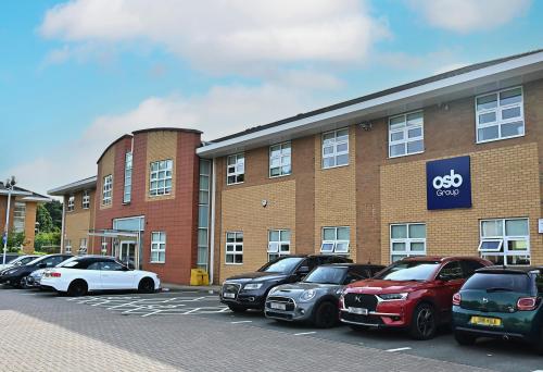 2 Two Charter Court Charter Court, Broadlands, Wolverhampton, WV10