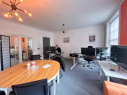 5 Bartholomews, Brighton, BN1