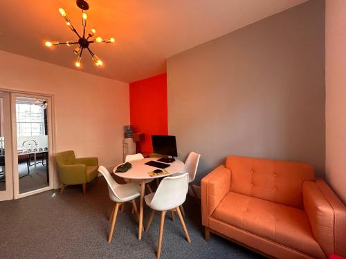 5 Bartholomews, Brighton, BN1