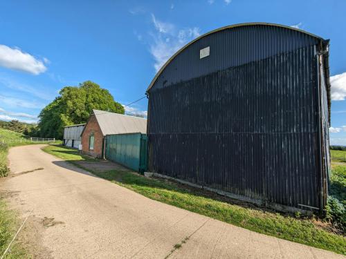 Unit 2 Lone Barn, Shackleford, GU3