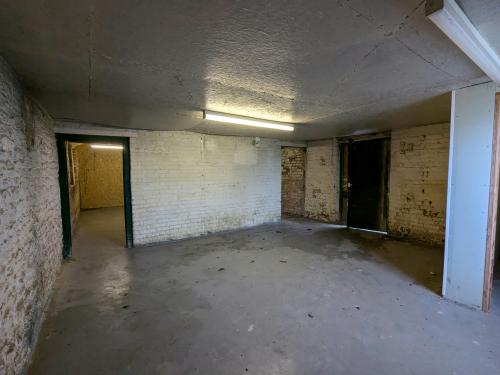 Unit 2 Lone Barn, Shackleford, GU3