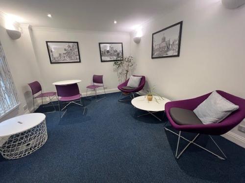 Waltham House, Guildford, GU1