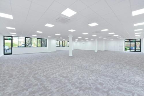 Windrush Court, Abingdon Business Park, Blacklands Way, Abingdon, OX14