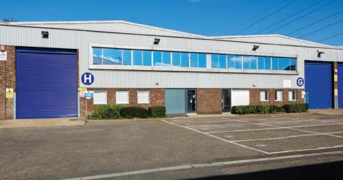 Unit H, Eskdale Road Industrial Estate, Eskdale Road, Uxbridge, UB8