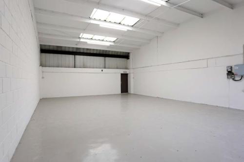 18, Adler Industrial Estate, Betam Road, Hayes, UB3