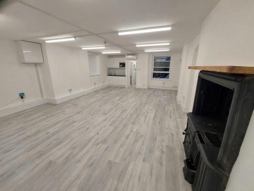 100 Southampton Row, Bloomsbury, London, WC1B