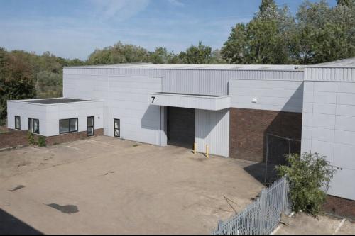 Unit 7, Saxon Way Trading Estate, West Drayton, UB7