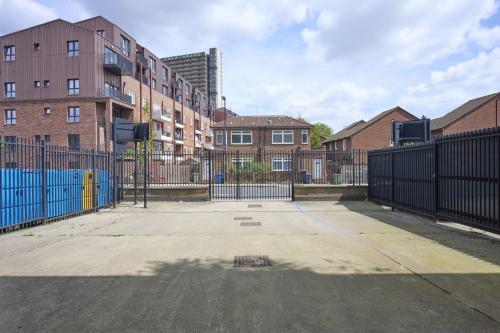 46 Raymouth Road, South Bermondsey, London, SE16