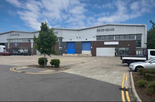 Units 6 & 7, Airport Gate, Bath Road, Heathrow, Harmondsworth, UB7