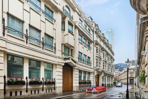 15-17 Throgmorton Avenue, City, London, EC2P