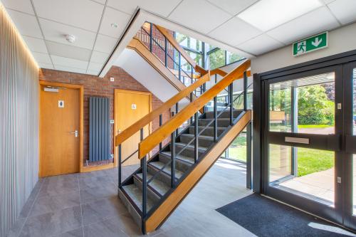 16, Moorfield Business Park, Yeadon, Leeds, LS19