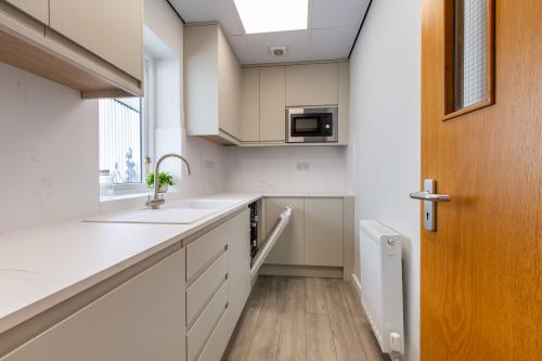 16, Moorfield Business Park, Yeadon, Leeds, LS19