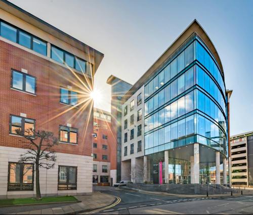 2 Wellington Place, Leeds, LS1