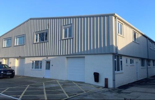 Coates A, Priory Park Industrial Estate, London Road, Tetbury, GL8