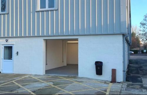 Coates A, Priory Park Industrial Estate, London Road, Tetbury, GL8