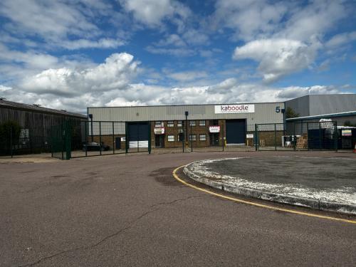 Motorway Industrial Estate, 5A&5B Babbage Road, Stevenage, SG1