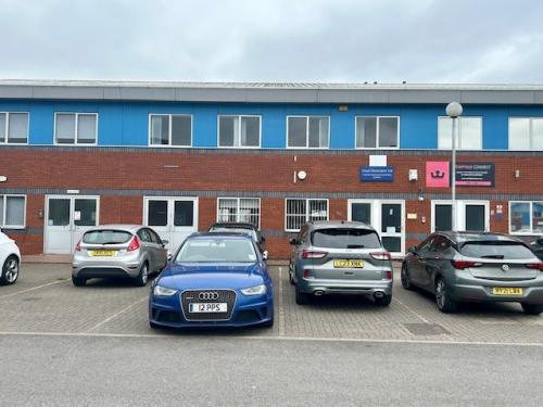 10 Kingfisher Court, Hambridge Road, Newbury, RG14
