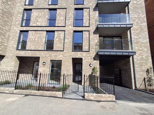 77 Holland Road, Hove, BN3