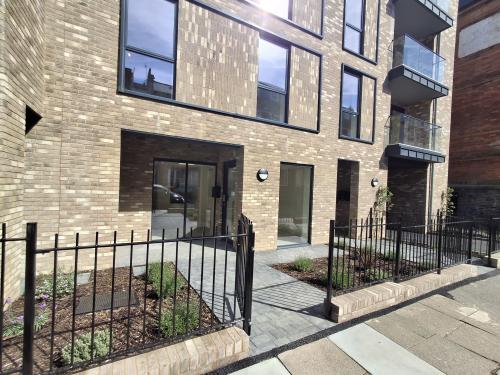 77 Holland Road, Hove, BN3
