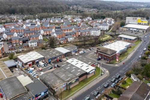 Unit 17, Wye Industrial Estate, London Road, High Wycombe, HP11