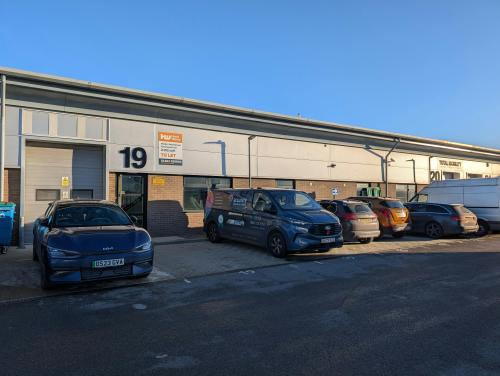 Unit 19 Pegasus Court, North Lane, Aldershot, GU12