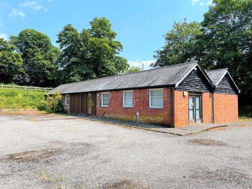 The Old Finance Building, Marlow Road, Greenlands, Henley-on-Thames, RG9