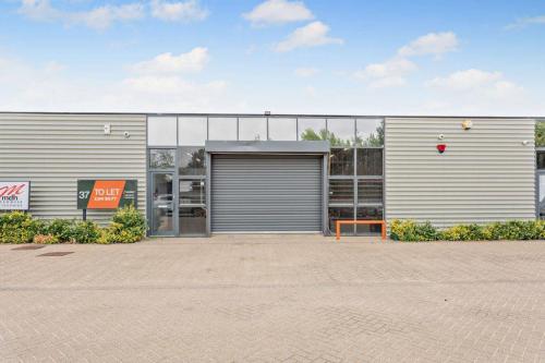 Unit 37 Carters Yard, Kiln Farm, Kiln Farm, Milton Keynes, MK11