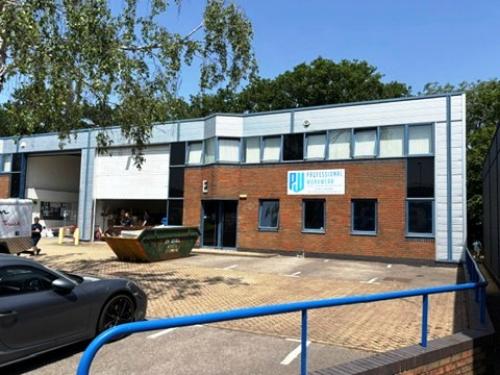 Unit E The Loddon Centre, Stroudley Road, Basingstoke, RG24