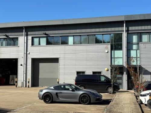 Unit 4 Hatch Industrial Park, Greywell Road, Basingstoke, RG24