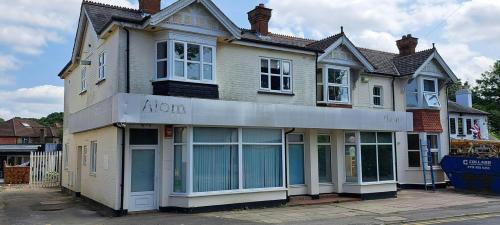 24-26 High Street, Sunningdale, SL5