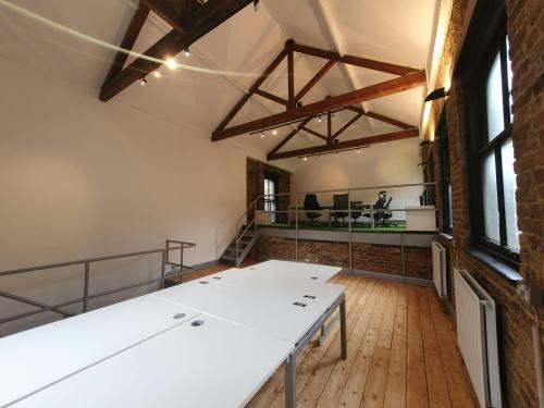 Universal House, 88-94 Wentworth Street, Spitalfields, London, E1