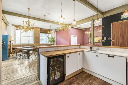 18 Belsham Street, Hackney, London, E9