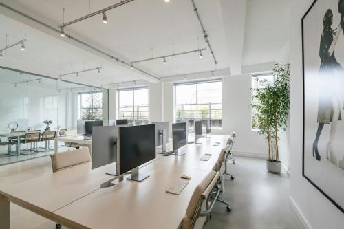 Studio 320 Netil House, Westgate Street, Dalston, London, E8