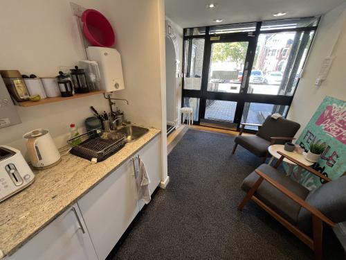 45, The Avenue, Southampton, SO17