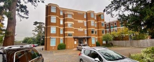 Ardenham Court,, Oxford Road, Aylesbury, HP19