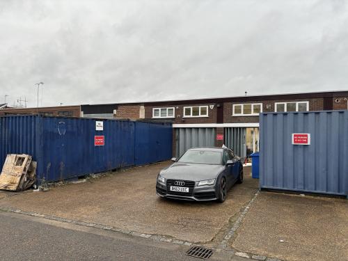 29-30 Great Hollands Square, Bracknell, RG12